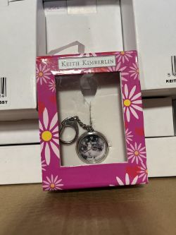 Box 14 Approx 75 watches on clip