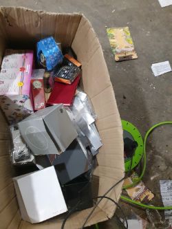 Mixed box approximately 200 box no 215