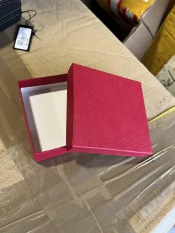 Red jewellery box approx 5 box 22