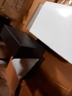 Rotary cushioned box approx 22 pieces box 423