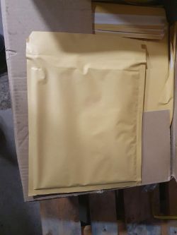 Thick brown envelopes approximately 100 box no 63