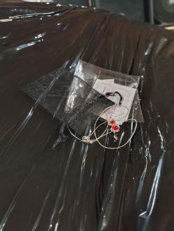 Girls necklaces approximately 400 box no 208