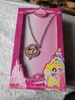 Disney necklace approximately 20 box no 213
