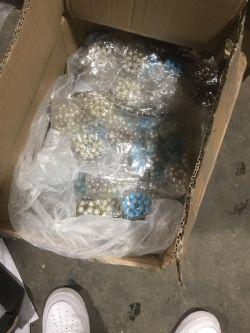 Bead necklaces approx200 (box324)