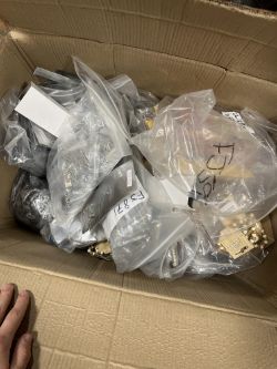 Different variety of jewellery approx 1500 assort cases approx 50 watch pieces arpprox 200 box 468