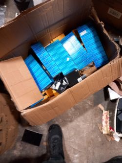 The Olivia collection crystal miniatures approx 30 and toy robot approx 6 fmg beauty spray diffuser