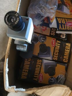 Cameras approximately 30 box no 257
