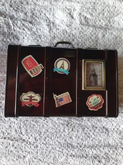 Travel clock approximately 35 box no 216