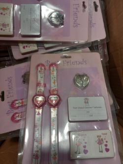 Best friends watch set approx 55 pieces box 431