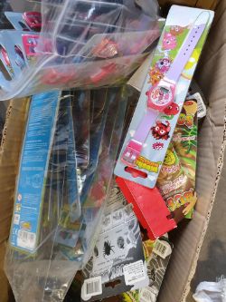 Mix kids toys approximately 350 box no 229