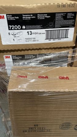 PALLET OF 3M BLACK 13INCH FLOOR STRIPPER PADS, SCRUBBER POLISHING CLEANING SUPPLIES