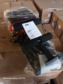 APPROX 16 FITNESS BENCHES