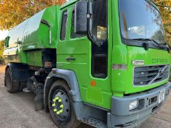 VOLVO FL180 4X2 LORRY C/W JOHNSTON SWEEPER ROAD SWEEPER