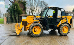 JCB 535-125 4WD TELEHANDLER * 12.5 METERS * C/W PALLET TINES