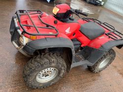 HONDA TRX 500 FM QUAD BIKE - STARTS RUNS AND DRIVES