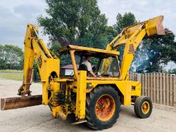 JCB 3C II BACKHOE DIGGER C/W 3 X BUCKETS FOR BACK ACTOR