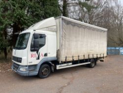DAF LF45.160 RIGID YEAR 2010 - 7.5T CURTAIN SIDE WITH TUCK-UNDER TAIL-LIFT.