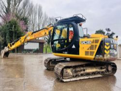 JCB JS130 TRACKED EXCAVATOR * YEAR 2015 * C/W QUICK HITCH & BUCKET