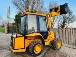 JCB 2CX 4WD AIRMASTER LOADING SHOVEL C/W THREE IN ONE BUCKET