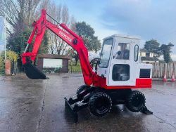 TOYOTA P20-PDK25 WHEELED EXCAVATOR C/W FRONT BLADE & SUPPORT LEGS