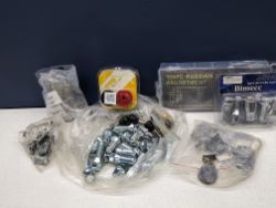 LOT OF TECHNICAL PARTS - WHEEL LOCKING BOLTS - R CLIPS 150PC MECHANICAL HITCH - AND MORE
