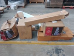 1 PALLET OF FESTIVE PRODUCTS - LED SANTAS, LED TREES - GREAT VALUE