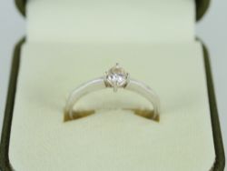 DIAMOND SOLITAIRE RING 18CT WHITE GOLD LADIES SIZE S 750 3.7G