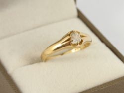 DIAMOND SOLITAIRE RING 18CT GOLD LADIES SIZE Q 750 3.3G