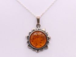 AMBER GEMSTONE PENDANT CHARM CHAIN NECKLACE 16.5