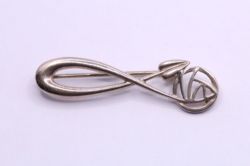 MACKINTOSH STYLE BROOCH LADIES STERLING SILVER VINTAGE BROACH GIFT 3.5G