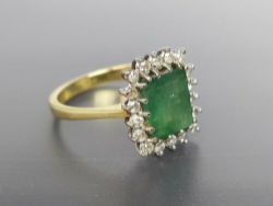 EMERALD & DIAMOND HALO CLUSTER RING 18CT YELLOW GOLD LADIES SIZE O 3/4 4.4G