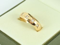 DIAMOND FIVE STONE RING 18CT GOLD LADIES SIZE N 750 7.1G
