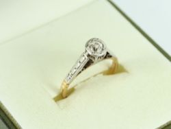 DIAMOND SOLITAIRE RING 18CT GOLD LADIES SIZE J 1/4 750 2.2G