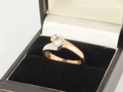 DIAMOND SOLITAIRE RING 9CT TWO TONE GOLD LADIES SIZE K 1/4 375 3.2G