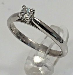 PRINCESS CUT DIAMOND ENGAGEMENT RING WHITE GOLD/0.22