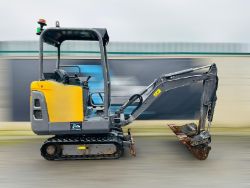 VOLVO EC15D EXCAVATOR 2017 - 1780 HOURS - 3 BUCKETS