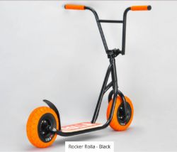 BRAND NEW Rocker Rolla Scooter - Black