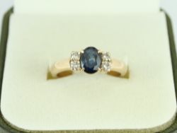 DIAMOND & SAPPHIRE RING 18CT GOLD LADIES SIZE N 750 3.7G FR70