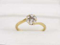 DIAMOND CLUSTER RING 18CT GOLD LADIES SIZE K 1/2 750 P56
