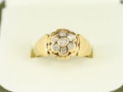 DIAMOND CLUSTER RING 18CT GOLD LADIES SIZE P 1/4 750 5.1G DH32