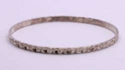 STERLING SILVER CHILDS CHRISTENING BANGLE 6.3