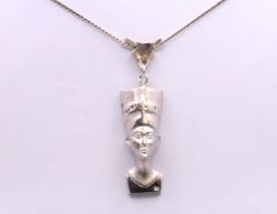 EGYPTIAN NEFERTITI PENDANT CHARM SERPENTINE CHAIN NECKLACE 19.5