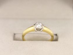 DIAMOND SOLITAIRE RING 18CT GOLD LADIES SIZE L 750 3.3G CN90