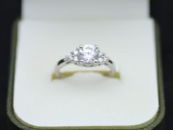 LADIES SOLITAIRE RING STERLING SILVER STUNNING SIZE M 925 2.4G DS2