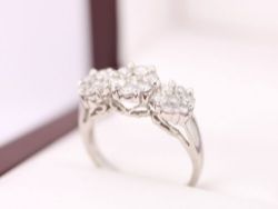 DIAMOND CLUSTER RING BEAUTIFUL 14CT WHITE GOLD LADIES ENGAGEMENT SIZE L 1/2