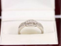 DIAMOND TRILOGY RING STERLING SILVER LADIES STUNNING SIZE N 1/2 925 3.2G AX82