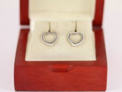 HEART EARRINGS STERLING SILVER LADIES STUNNING 925 2G BS2