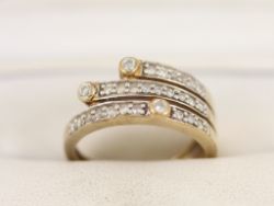 DIAMOND ENGAGEMENT RING 9CT GOLD LADIES SIZE N Q69