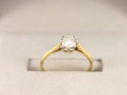 DIAMOND SOLITAIRE RING 18CT GOLD LADIES SIZE M 750 1.9G CN89