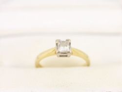 DIAMOND SOLITAIRE RING 18CT GOLD LADIES SIZE J 1/2 750 2.8G